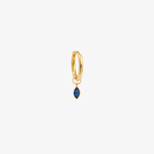 Load image into Gallery viewer, Mini boucle d&#39;oreilles piercing saphir bleu marine Or 18 carats Sophie d&#39;Agon Face
