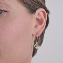 Load and play video in Gallery viewer, Sasha Earring 1 Blue
